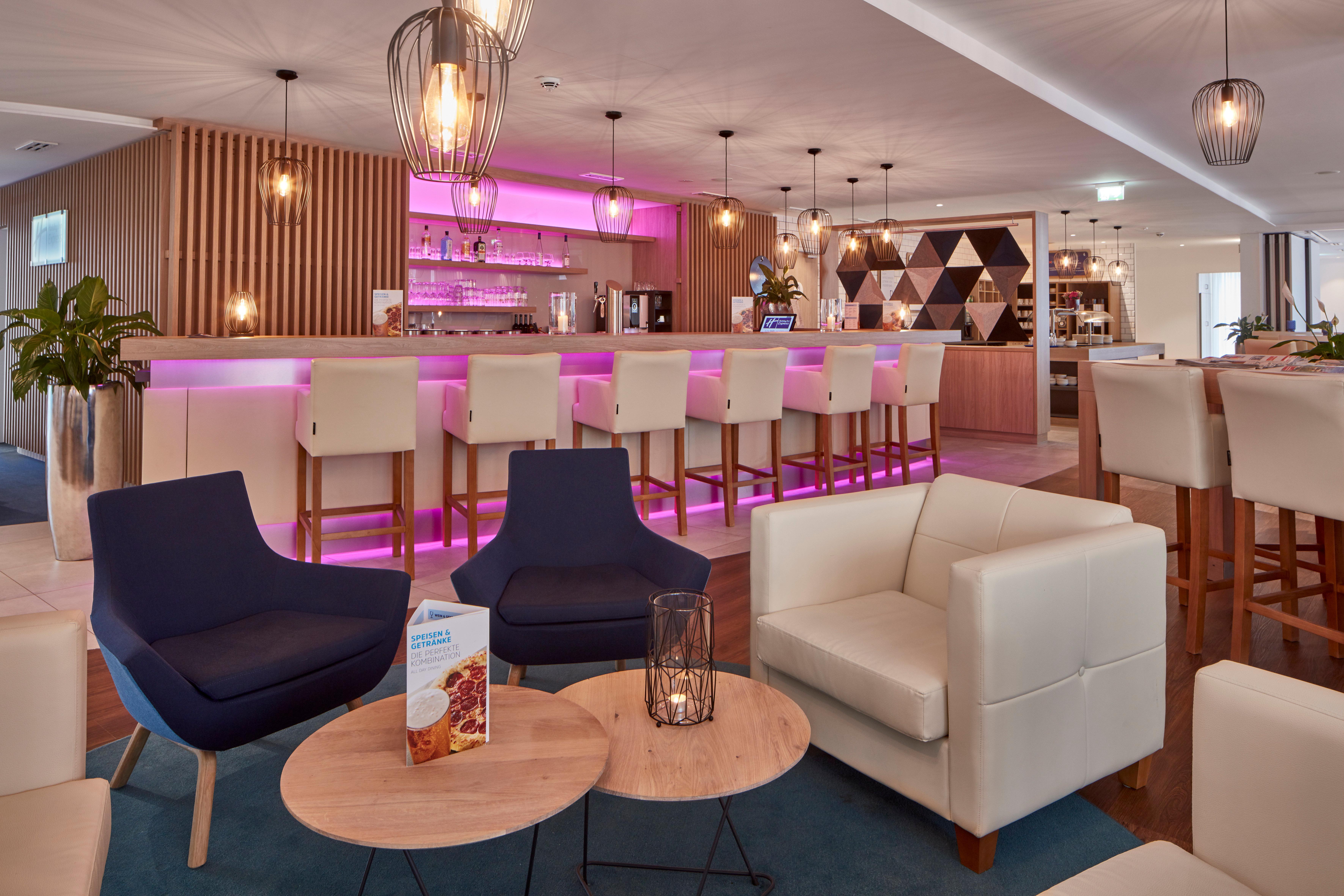 Holiday Inn Express - Merzig By Ihg Eksteriør billede