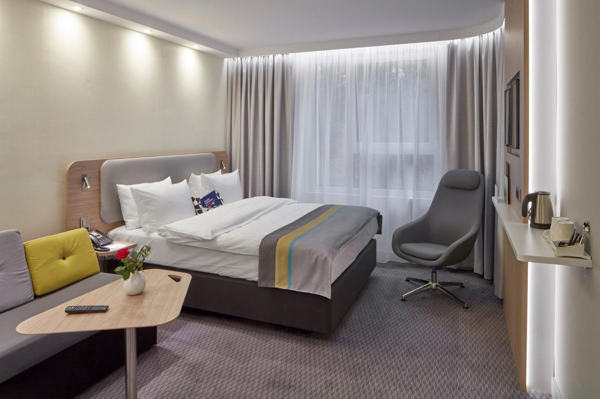 Holiday Inn Express - Merzig By Ihg Eksteriør billede